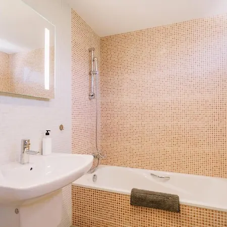 Modern In Costa Brava *