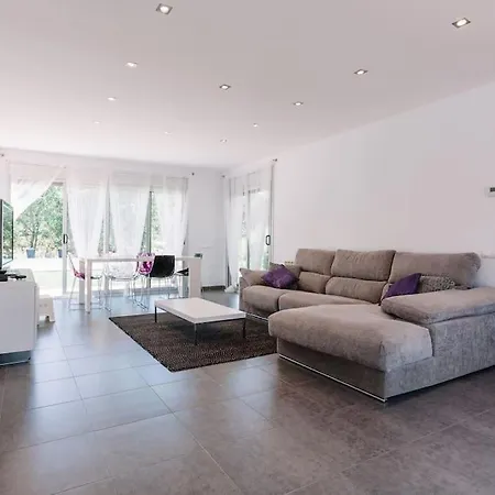 Villa Modern In Costa Brava *