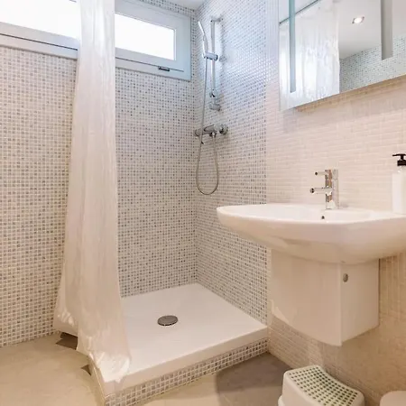 Modern In Costa Brava Villa Llagostera